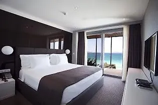 7800
