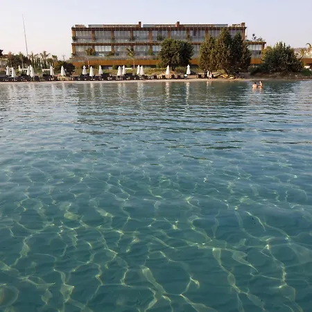 7800 Hotell