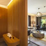7800 Hotel